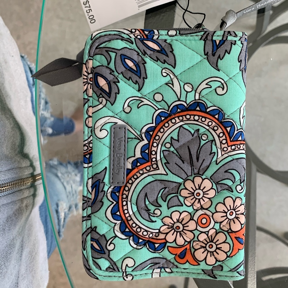 vera bradley wallet